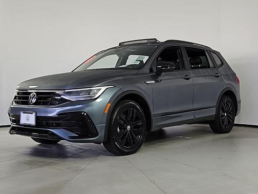 2022 Volkswagen Tiguan 2.0T SE R-Line Black