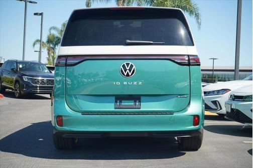 2025 Volkswagen ID. Buzz 1st Edition with 4MOTION