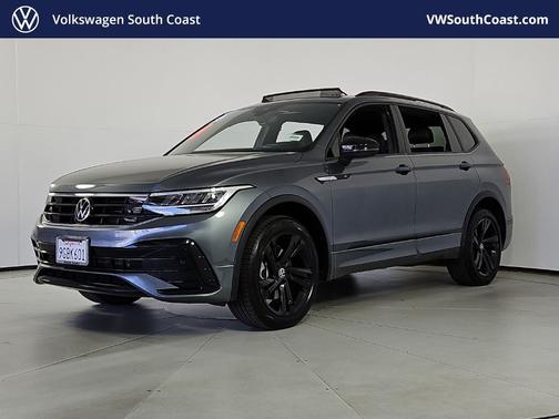 Platinum Gray Metallic 2023 Volkswagen Tiguan 2.0T SE R-Line Black