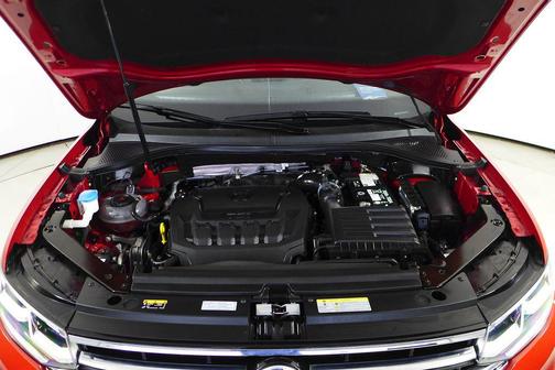 2024 Volkswagen Tiguan 2.0T SEL R-Line 4MOTION