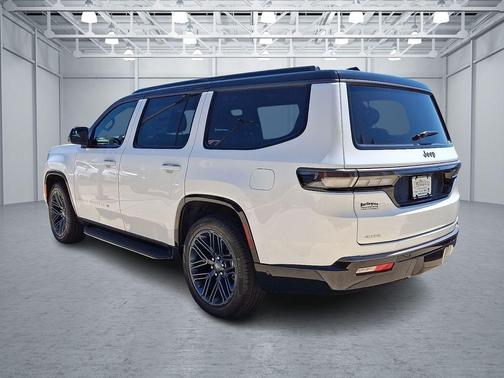 Bright White Clearcoat 2026 Jeep Grand Wagoneer 4x4