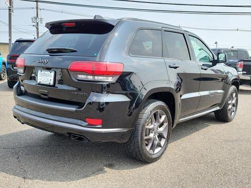 Diamond Black Crystal Pearlcoat 2020 Jeep Grand Cherokee Limited X