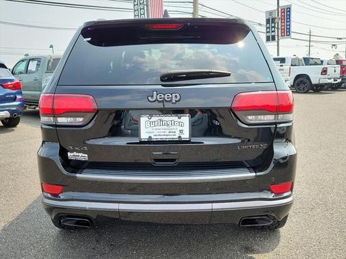 Diamond Black Crystal Pearlcoat 2020 Jeep Grand Cherokee Limited X