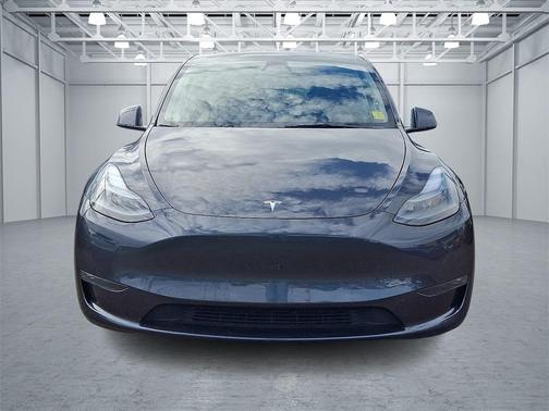 2024 Tesla Model Y Long Range Dual Motor All-Wheel Drive
