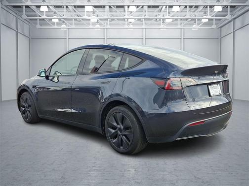 2024 Tesla Model Y Long Range Dual Motor All-Wheel Drive