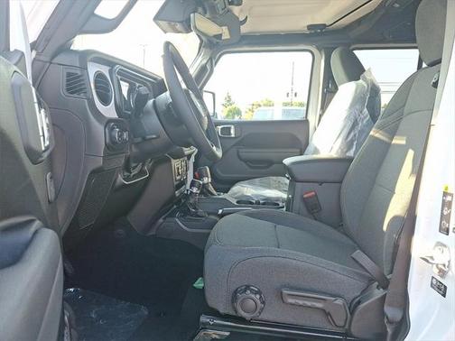 2025 Jeep Gladiator Sport S