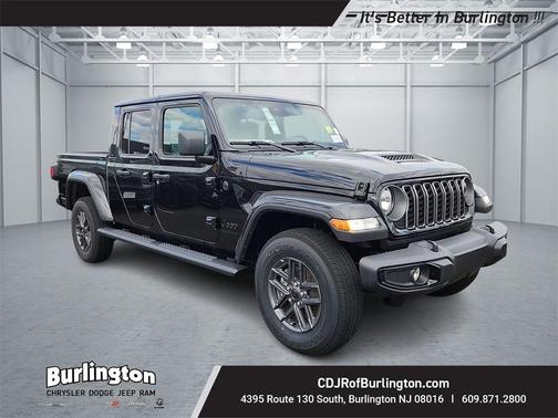 2025 Jeep Gladiator Sport S