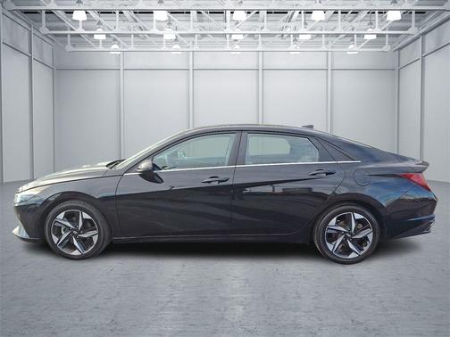 2022 Hyundai ELANTRA Limited