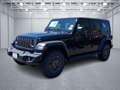 Black Clearcoat 2026 Jeep Wrangler Sport S