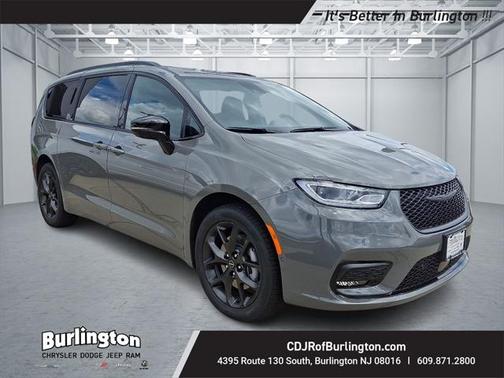 2025 Chrysler Pacifica Limited
