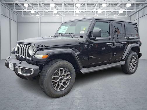 2025 Jeep Wrangler 4-Door Sahara 4x4