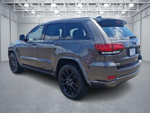 2021 Jeep Grand Cherokee Laredo