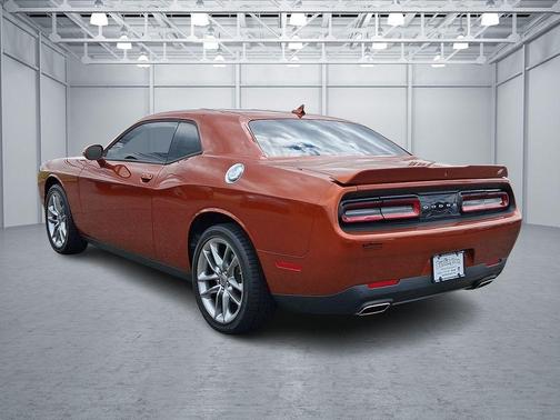 Sinamon Stick 2022 Dodge Challenger GT