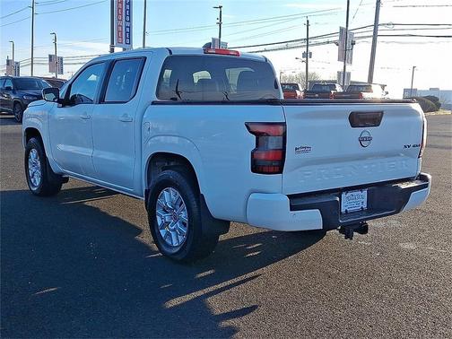 2022 Nissan Frontier SV