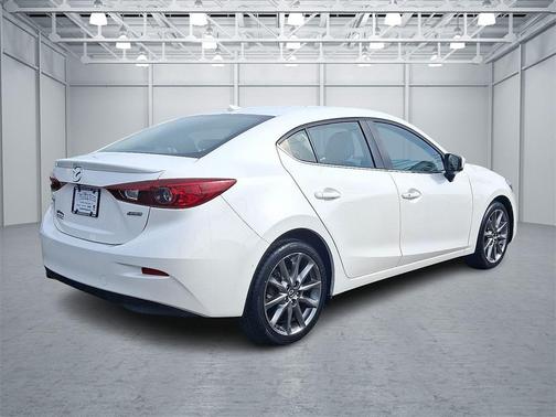 2018 Mazda Mazda3 Touring