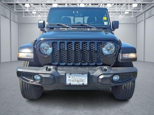 2022 Jeep Gladiator Altitude 4x4