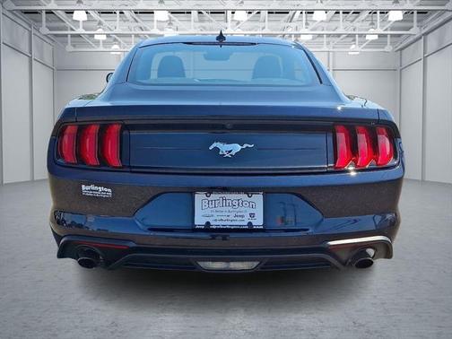 2021 Ford Mustang EcoBoost