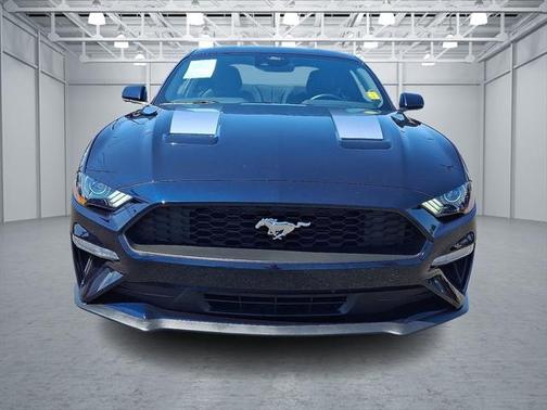 2021 Ford Mustang EcoBoost