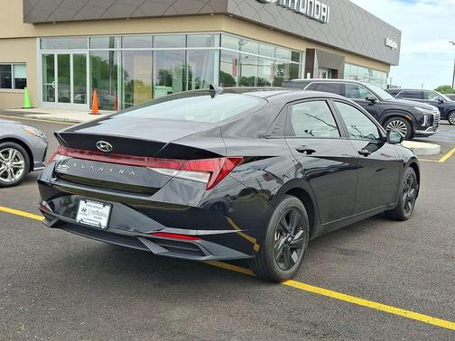 Onyx Black 2023 Hyundai ELANTRA SEL