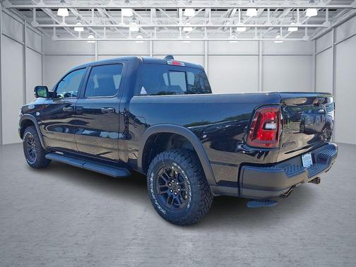 Diamond Black Crystal Pearlcoat 2026 RAM 1500 Rebel