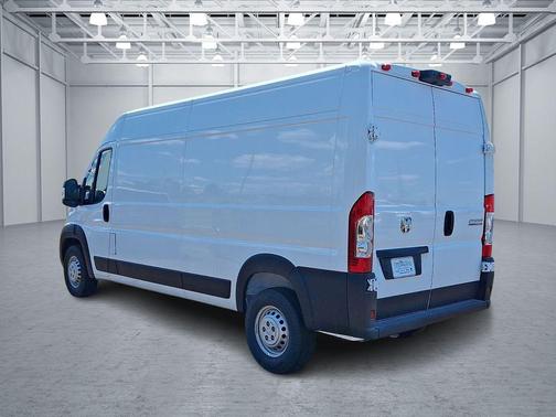 Bright White Clearcoat 2026 RAM ProMaster 2500 Tradesman