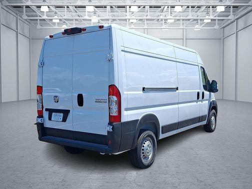 Bright White Clearcoat 2026 RAM ProMaster 2500 Tradesman