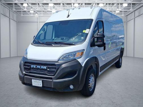 Bright White Clearcoat 2026 RAM ProMaster 2500 Tradesman