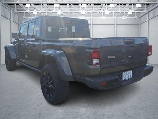 2025 Jeep Gladiator Nighthawk