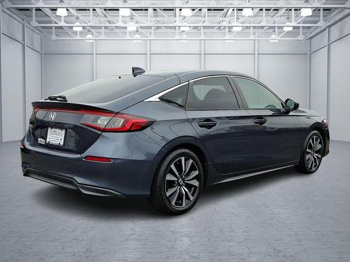 2022 Honda Civic EX-L