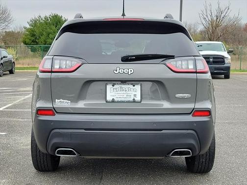 2022 Jeep Cherokee Latitude Lux