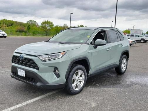 2021 Toyota RAV4 Hybrid XLE