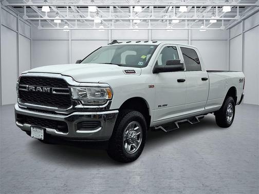 2021 RAM 2500 Tradesman Crew Cab 4x4 8' Box