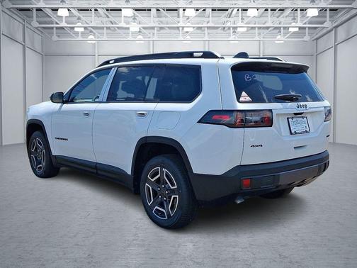 Bright White Clearcoat 2026 Jeep Cherokee Limited