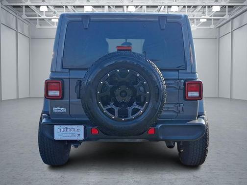 2022 Jeep Wrangler Unlimited Sahara