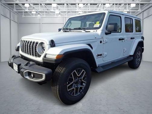 2025 Jeep Wrangler 4-Door Sahara 4x4