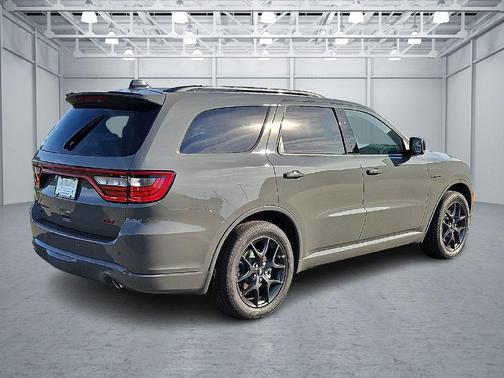 Destroyer Gray Clearcoat 2027 Dodge Durango GT Plus