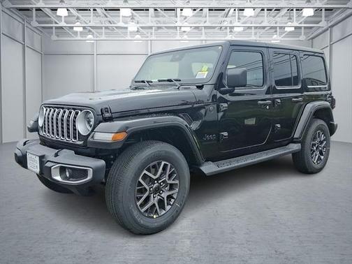 2025 Jeep Wrangler 4-Door Sahara 4x4