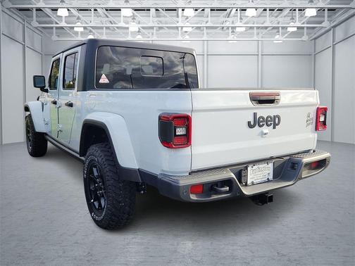 2025 Jeep Gladiator Willys