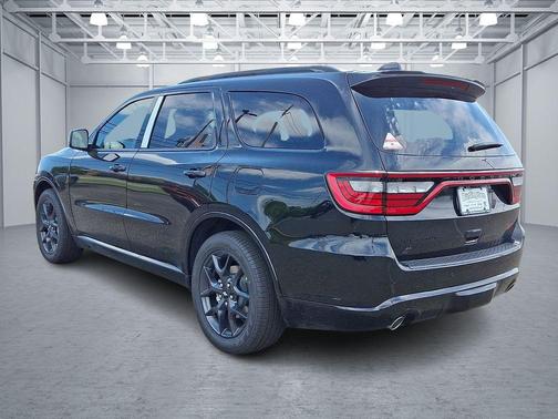 DB Black Clearcoat 2026 Dodge Durango GT Premium HEMI V8