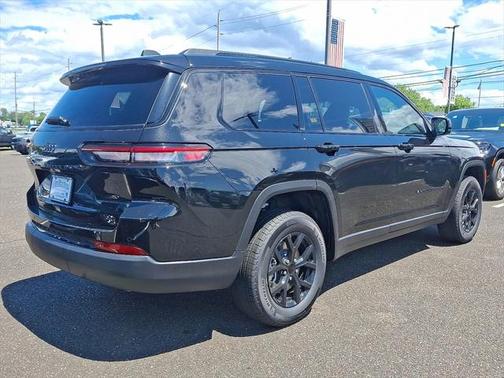 2025 Jeep Grand Cherokee L Altitude