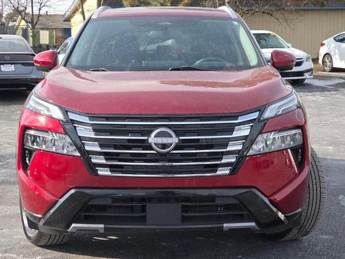 2024 Nissan Rogue Platinum