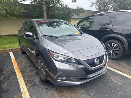 2022 Nissan Leaf SV PLUS