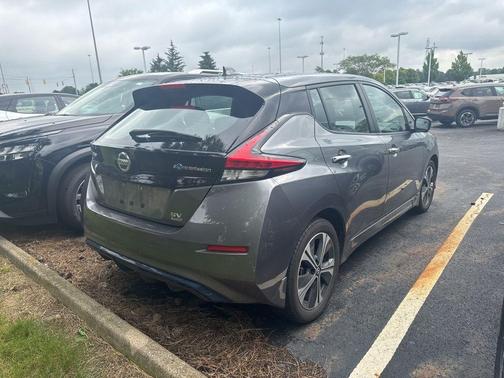 2022 Nissan Leaf SV PLUS