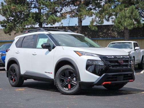 2025 Nissan Rogue Rock Creek