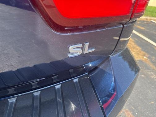 2022 Nissan Armada SL