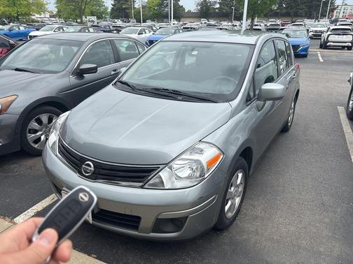 2012 Nissan Versa 1.8 S