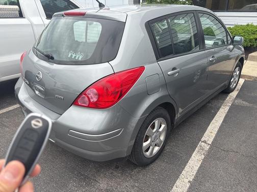 2012 Nissan Versa 1.8 S