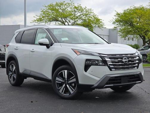2025 Nissan Rogue SL