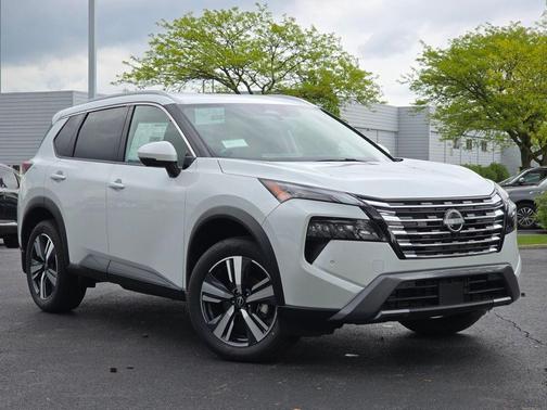 2025 Nissan Rogue SL