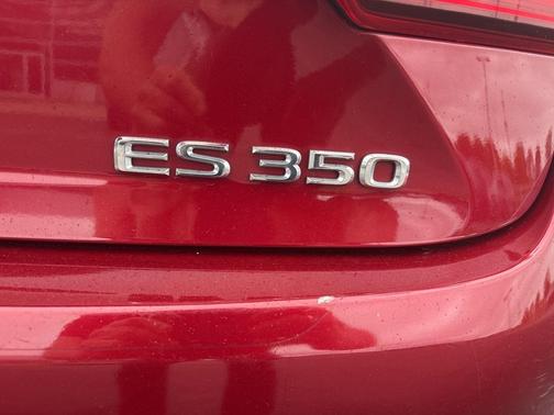 2017 Lexus ES 350 Base